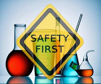 برگزاری آزمون ایمنی آزمایشگاه دانشکده مهندسی شیمی