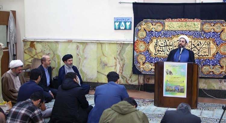 اقامه نماز ظهر آخرین روز اعتکاف دانشگاه تربیت مدرس با حضور حجت الاسلام مصطفی رستمی